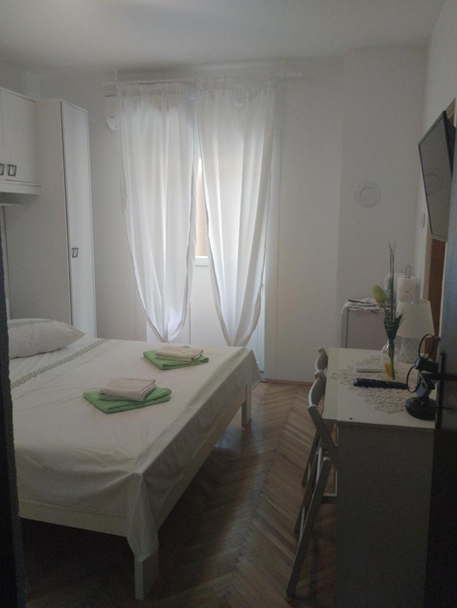 Soba Biondic Apartment Senj  Luaran gambar