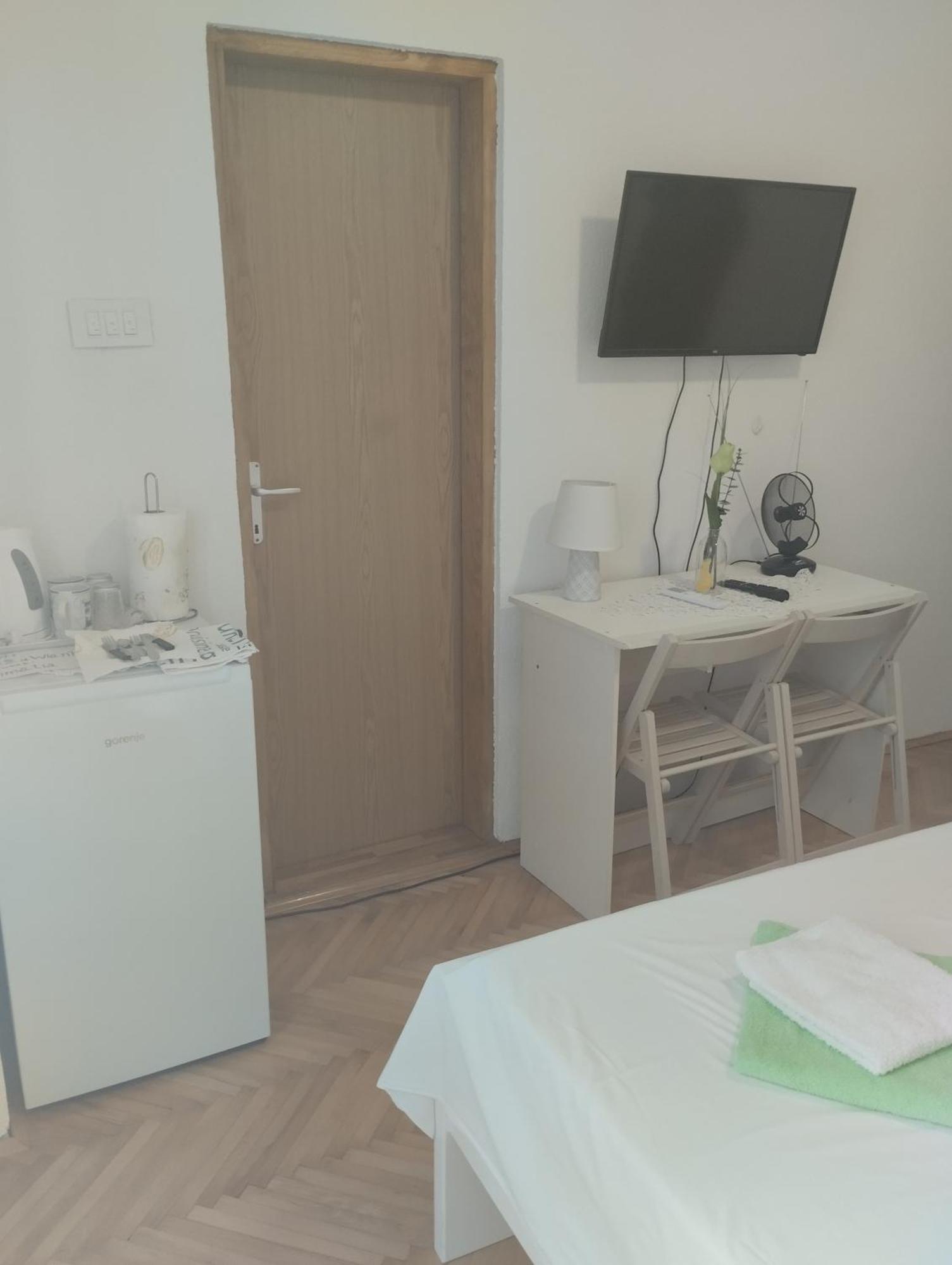 Soba Biondic Apartment Senj  Luaran gambar